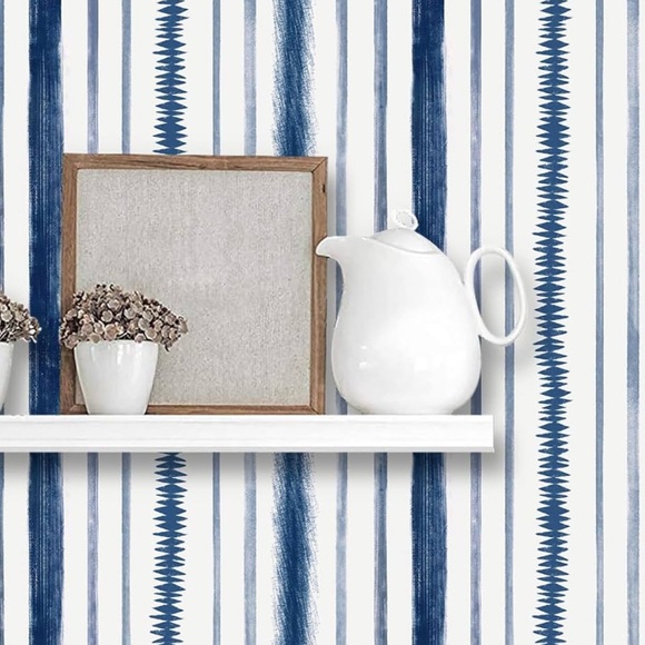 NWT Navy & white Peel & Stick Wallpaper striped - 17.7inch x 78.7inch - Picture 2 of 7